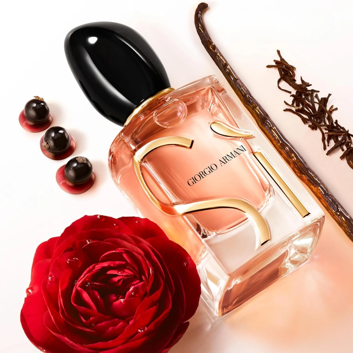 Sì by Giorgio Armani