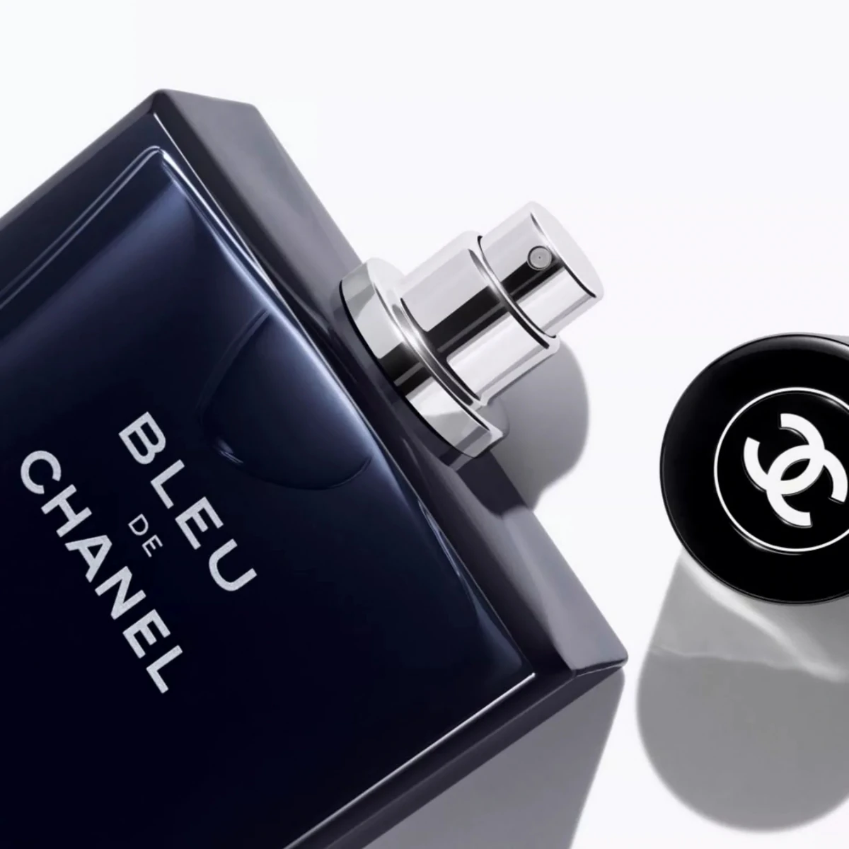 Bleu de Chanel in close-up
